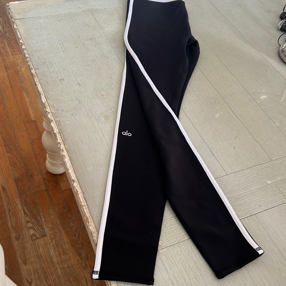 Alo yoga leggings